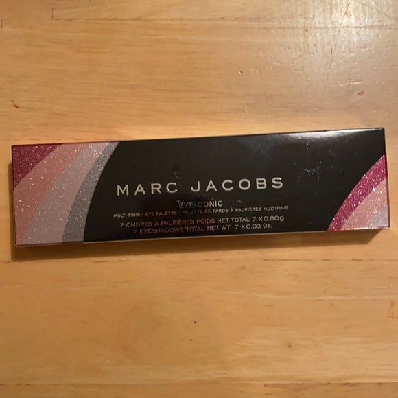 Marc Jacobs Other - Marc Jacobs eye-conic
